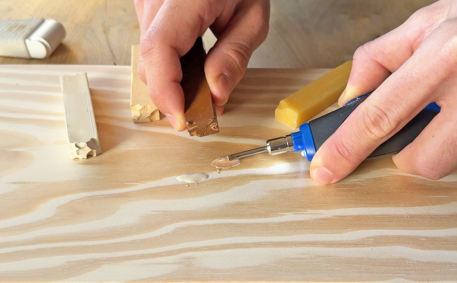 Reparationssæt til træ