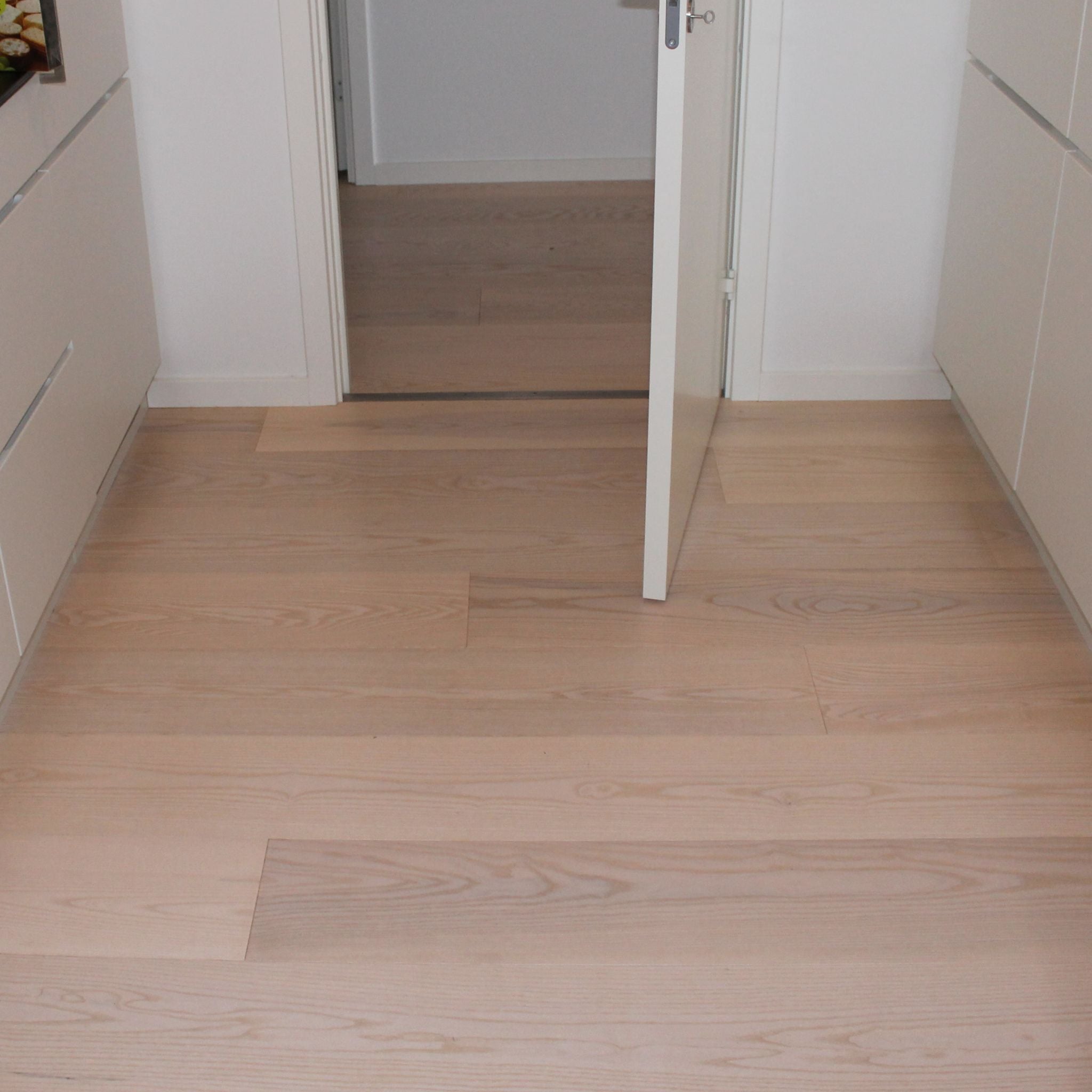 Ask Prestige Pacific 15x235x1200 Hvid Matlak