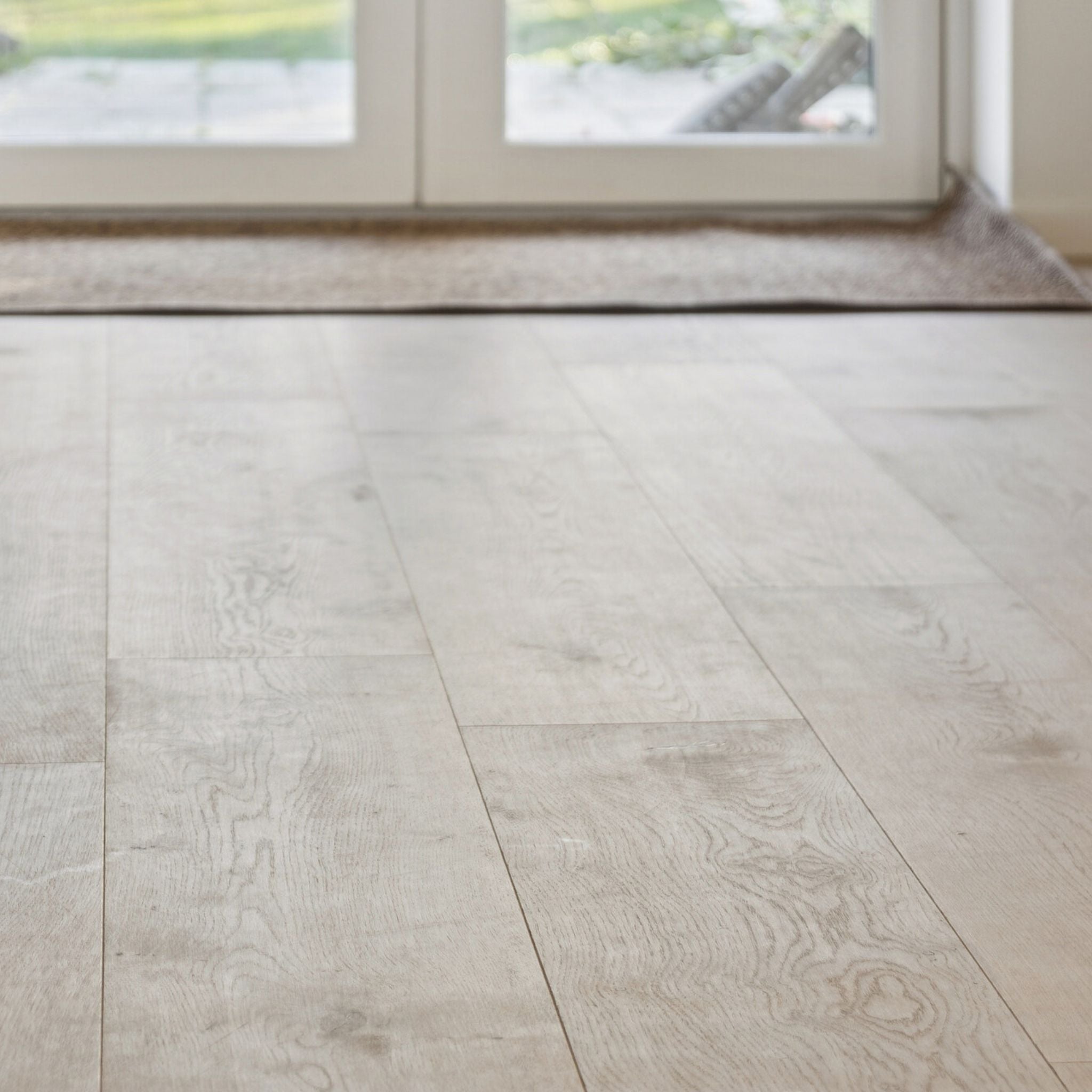 Eg Prestige Pacific 15x235 Hvidolie