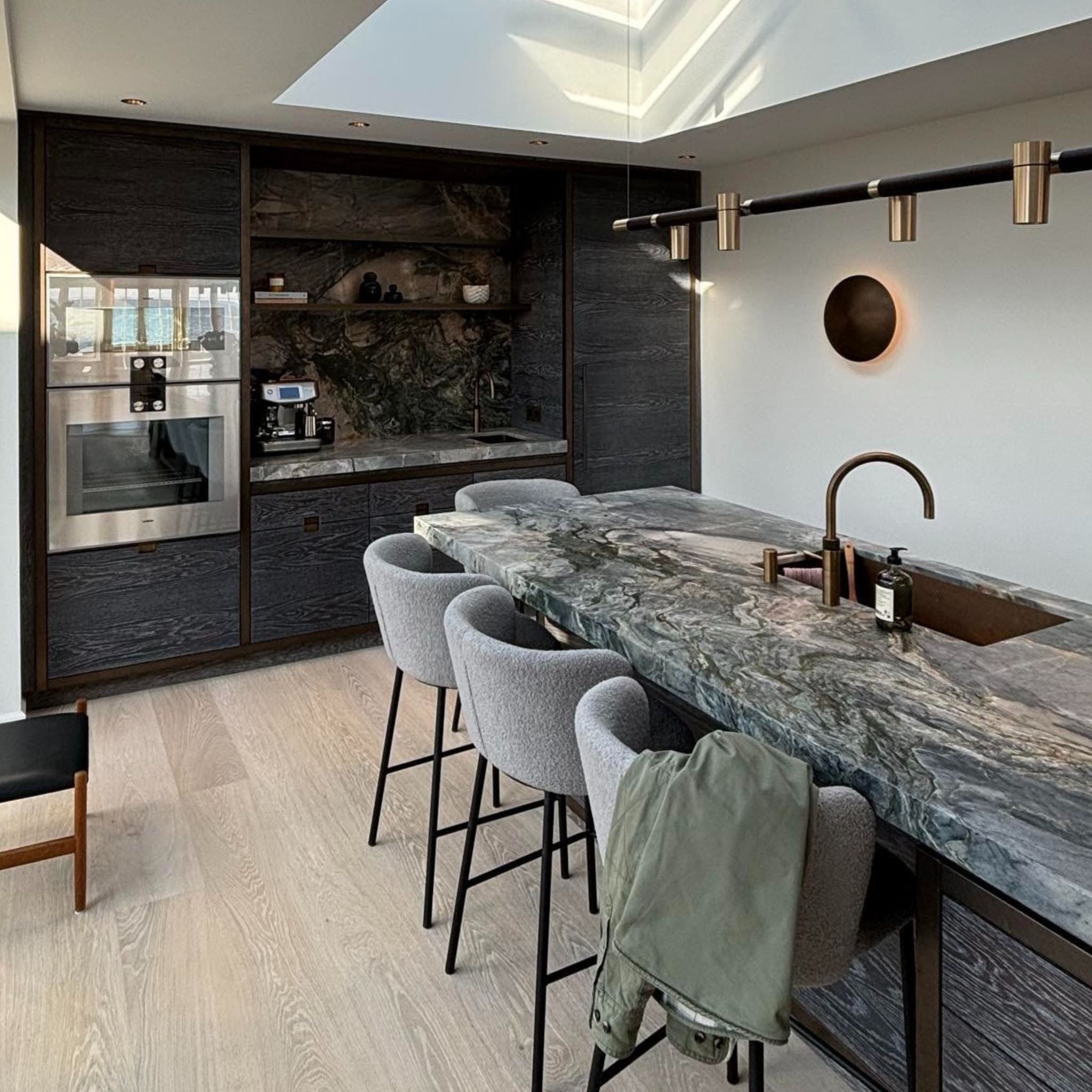 Eg Prestige Pacific 15x235 Hvidolie