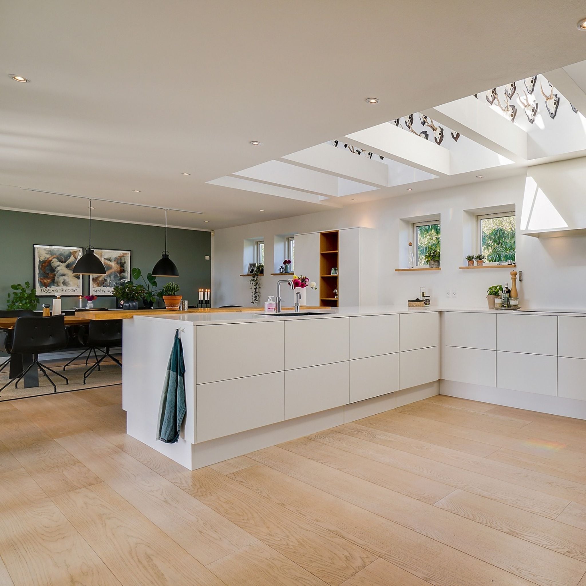 Eg Select 22x185 Hvid Matlak