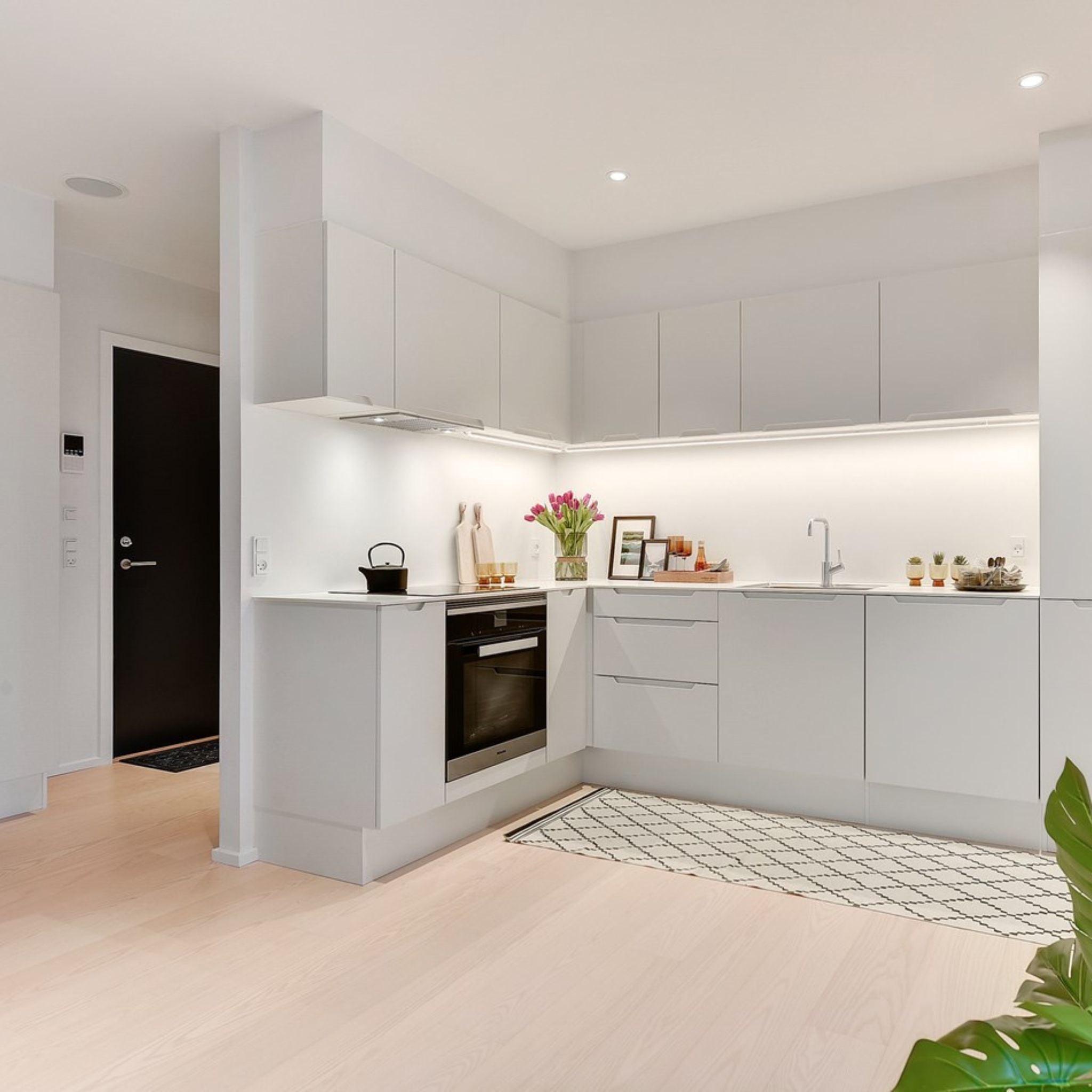 Ask Select 22x185 Frost Matlak